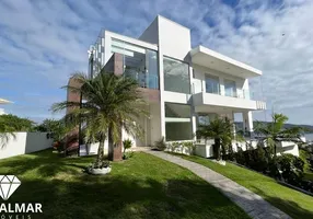 Foto 1 de Casa de Condomínio com 4 Quartos à venda, 350m² em Centro, Bombinhas