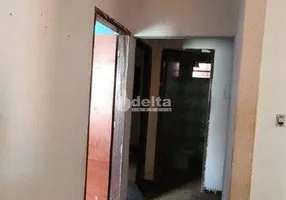 Foto 1 de Casa com 3 Quartos à venda, 270m² em Granada, Uberlândia