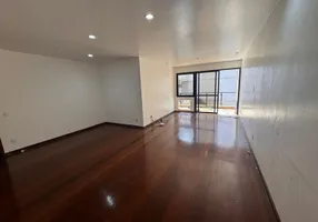 Foto 1 de Apartamento com 3 Quartos para alugar, 135m² em Barra da Tijuca, Rio de Janeiro