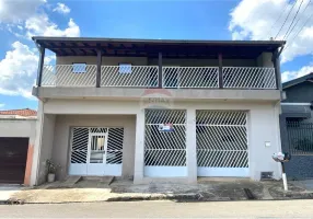 Foto 1 de Casa com 3 Quartos à venda, 170m² em Jardim Camboriu, Itapira
