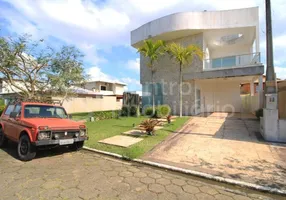 Foto 1 de Casa de Condomínio com 3 Quartos à venda, 250m² em Jardim Três Marias, Peruíbe