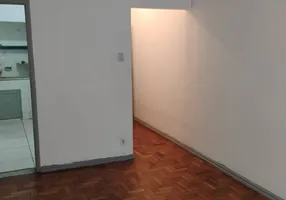 Foto 1 de Apartamento com 1 Quarto para alugar, 50m² em Estacio, Rio de Janeiro