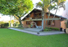 Foto 1 de Casa com 3 Quartos à venda, 309m² em Ipanema, Porto Alegre