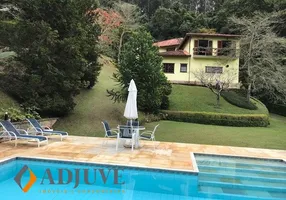 Foto 1 de Casa de Condomínio com 4 Quartos para venda ou aluguel, 480m² em Itaipava, Petrópolis