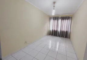 Foto 1 de Apartamento com 2 Quartos à venda, 54m² em Parque Pinheiros, Taboão da Serra