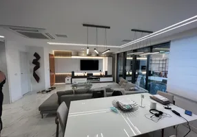 Foto 1 de Apartamento com 3 Quartos à venda, 267m² em Barra da Tijuca, Rio de Janeiro
