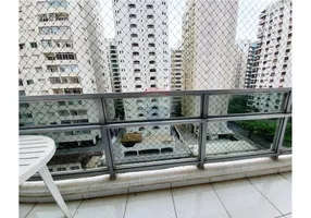 Foto 1 de Apartamento com 3 Quartos para alugar, 135m² em Centro, Guarujá