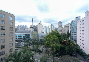 Foto 1 de Apartamento com 3 Quartos à venda, 210m² em Paraíso, São Paulo