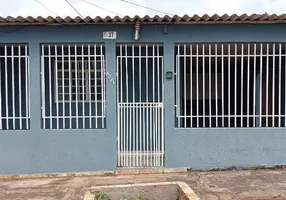 Foto 1 de Casa com 3 Quartos à venda, 137m² em Conjunto Jose Abrao, Campo Grande