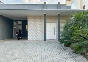 Foto 1 de Casa de Condomínio com 3 Quartos à venda, 300m² em Parque Residencial Itapeti, Mogi das Cruzes