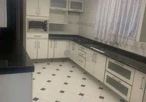 Foto 1 de Casa com 3 Quartos à venda, 200m² em Vila Centenário, São Paulo