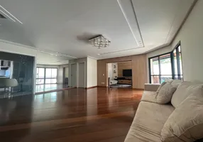 Foto 1 de Apartamento com 3 Quartos à venda, 212m² em Jardim, Santo André