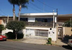 Foto 1 de Sobrado com 4 Quartos à venda, 370m² em Jardim Bela Vista, Campinas