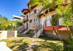 Foto 1 de Casa de Condomínio com 6 Quartos à venda, 310m² em Carlos Guinle, Teresópolis