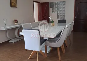 Foto 1 de Sobrado com 4 Quartos à venda, 310m² em Vila Paiva, São Paulo