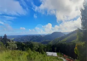 Foto 1 de Casa de Condomínio com 2 Quartos à venda, 106m² em Serra da Cantareira, Mairiporã