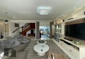 Foto 1 de Casa de Condomínio com 5 Quartos à venda, 524m² em Barra da Tijuca, Rio de Janeiro