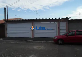 Foto 1 de Casa com 3 Quartos à venda, 20m² em Vila Helena, Suzano