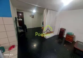 Foto 1 de Kitnet para alugar, 27m² em Aclimação, São Paulo