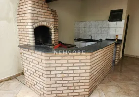 Foto 1 de Casa com 3 Quartos à venda, 250m² em Jardim Patrícia, Uberlândia