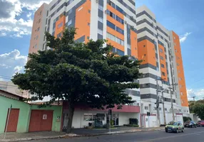 Foto 1 de Apartamento com 2 Quartos à venda, 58m² em Centro, Caldas Novas