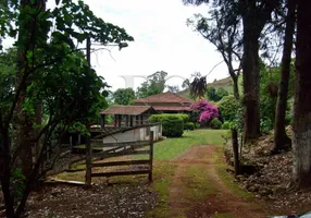 Foto 1 de Fazenda/Sítio à venda, 163000m² em Bianucci, Poços de Caldas