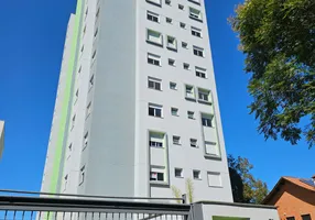 Foto 1 de Apartamento com 1 Quarto para alugar, 50m² em Petrópolis, Caxias do Sul