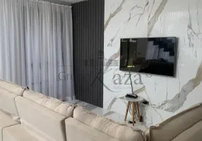 Foto 1 de Casa de Condomínio com 4 Quartos à venda, 311m² em Jardim Jacinto, Jacareí