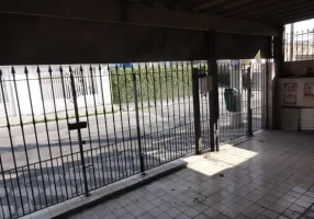 Foto 1 de Casa com 2 Quartos à venda, 200m² em Parada Inglesa, São Paulo