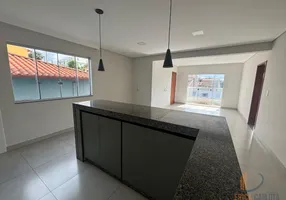 Foto 1 de Apartamento com 3 Quartos à venda, 140m² em Sao Dimas, Conselheiro Lafaiete