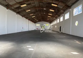 Foto 1 de Galpão/Depósito/Armazém para alugar, 1500m² em Veraliz, Londrina