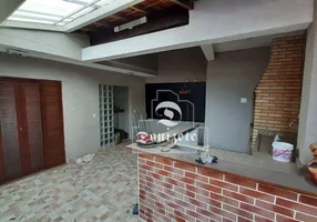 Foto 1 de Sobrado com 2 Quartos à venda, 230m² em Jardim Santo Antonio, Santo André