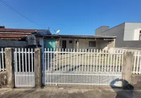 Foto 1 de Casa com 2 Quartos para alugar, 50m² em Santa Regina, Itajaí