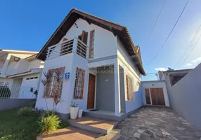 Foto 1 de Sobrado com 3 Quartos à venda, 204m² em Morada Da Colina, Guaíba