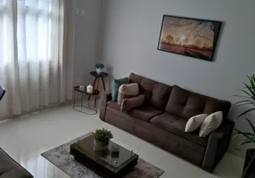 Foto 1 de Apartamento com 3 Quartos à venda, 96m² em Esplanada, Ponte Nova