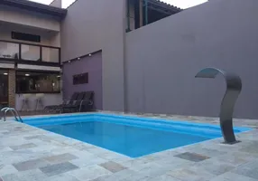 Foto 1 de Sobrado com 4 Quartos à venda, 328m² em Pastoril, Ribeirão Pires