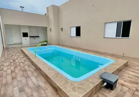 Foto 1 de Casa com 3 Quartos para alugar, 173m² em Morada da Serra, Cuiabá