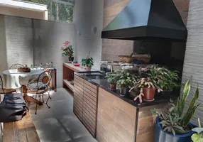 Foto 1 de Casa de Condomínio com 3 Quartos à venda, 120m² em Vila São Francisco, São Paulo