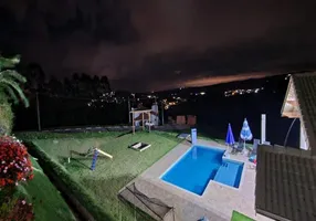 Foto 1 de Casa de Condomínio com 3 Quartos à venda, 260m² em Vargem do Salto, Ibiúna