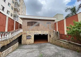 Foto 1 de Casa com 3 Quartos para alugar, 420m² em Ipiranga, São Paulo