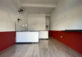 Foto 1 de Ponto Comercial para alugar, 35m² em Vila Serralheiro, São Paulo