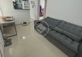 Foto 1 de Apartamento com 2 Quartos à venda, 48m² em Roçado, São José