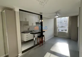 Foto 1 de Apartamento com 3 Quartos à venda, 69m² em Granja dos Cavaleiros, Macaé