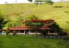 Foto 1 de Fazenda/Sítio com 4 Quartos à venda, 30600m² em Centro, Lagoinha