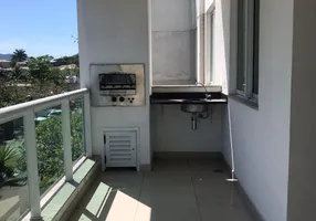 Foto 1 de Apartamento com 3 Quartos para alugar, 108m² em Itaipu, Niterói