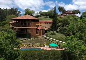 Foto 1 de Casa de Condomínio com 6 Quartos à venda, 475m² em Pedro do Rio, Petrópolis