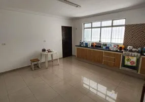 Foto 1 de Sobrado com 3 Quartos à venda, 210m² em VILA SANTA LUZIA, São Bernardo do Campo