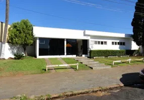Foto 1 de Casa de Condomínio com 8 Quartos para alugar, 280m² em Jardim América, Ribeirão Preto