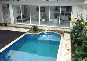 Foto 1 de Sobrado com 3 Quartos para venda ou aluguel, 384m² em Jardim, Santo André