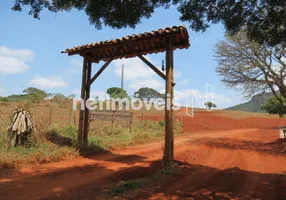 Foto 1 de Fazenda/Sítio à venda, 74000m² em Zona Rural, Prados